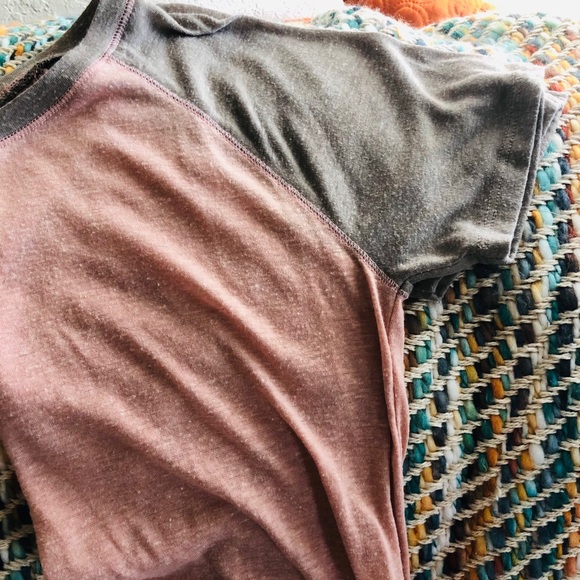 Comfy Raglan Tee - Picture 2 of 2